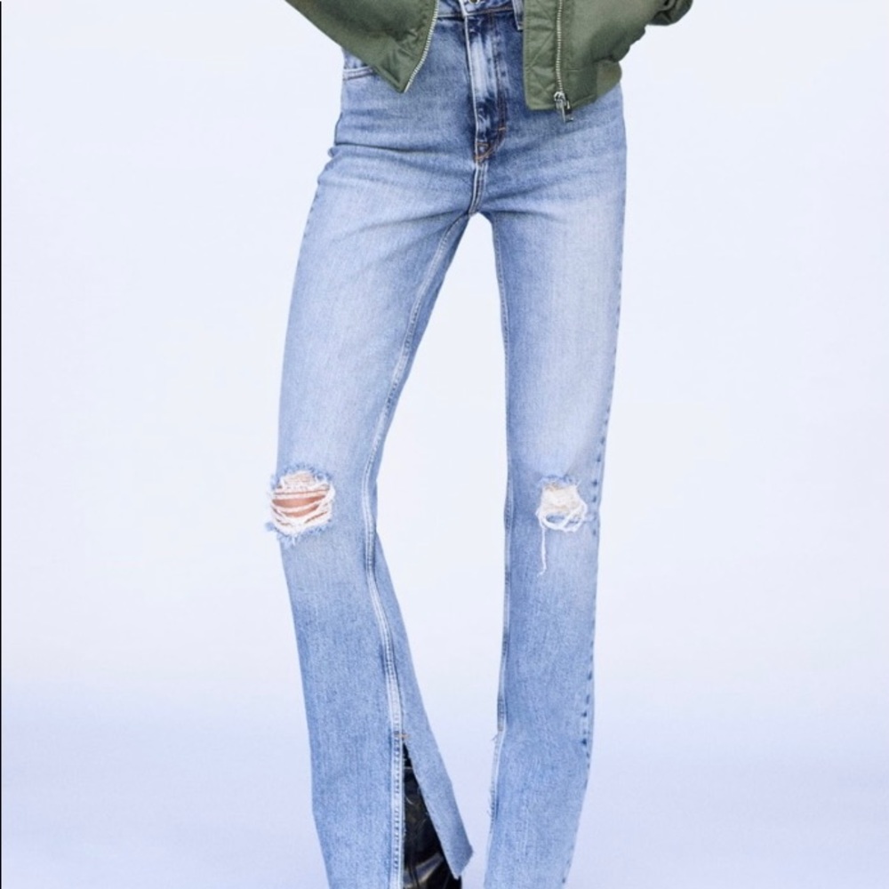 Zara jeans - new with tags (never worn). Split hem. Size 27.